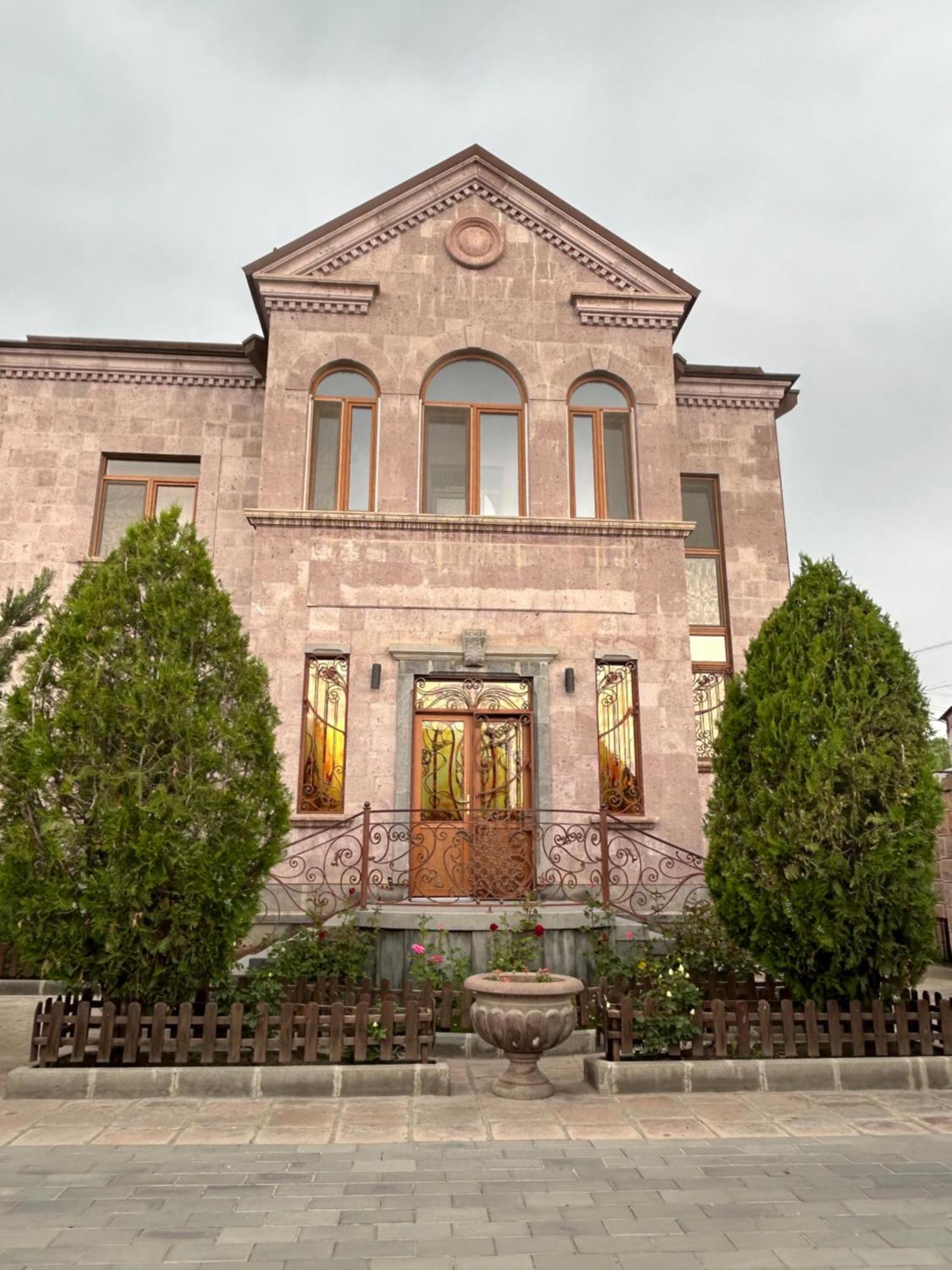 In Gyumri Hotel Exterior foto