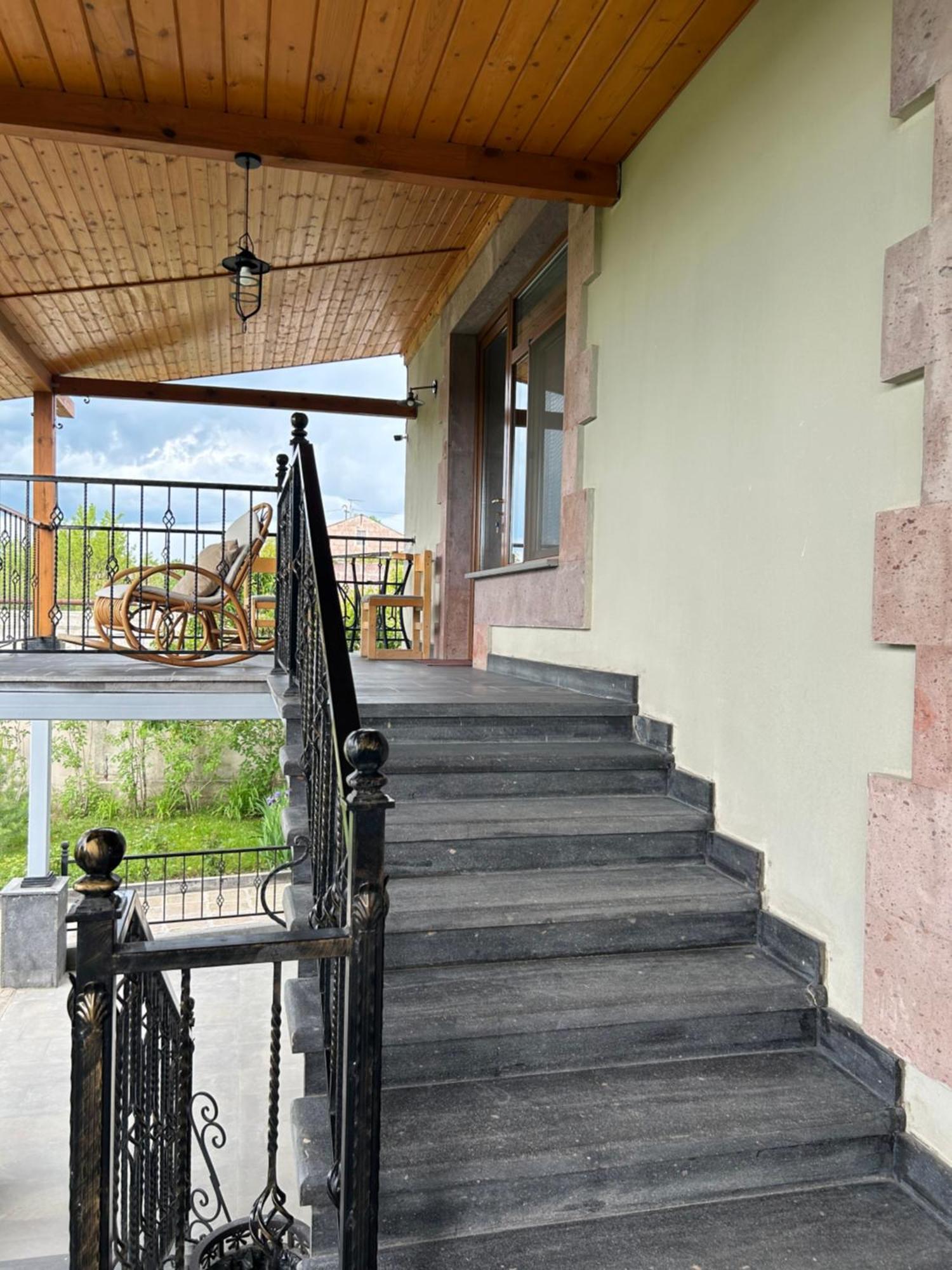In Gyumri Hotel Exterior foto