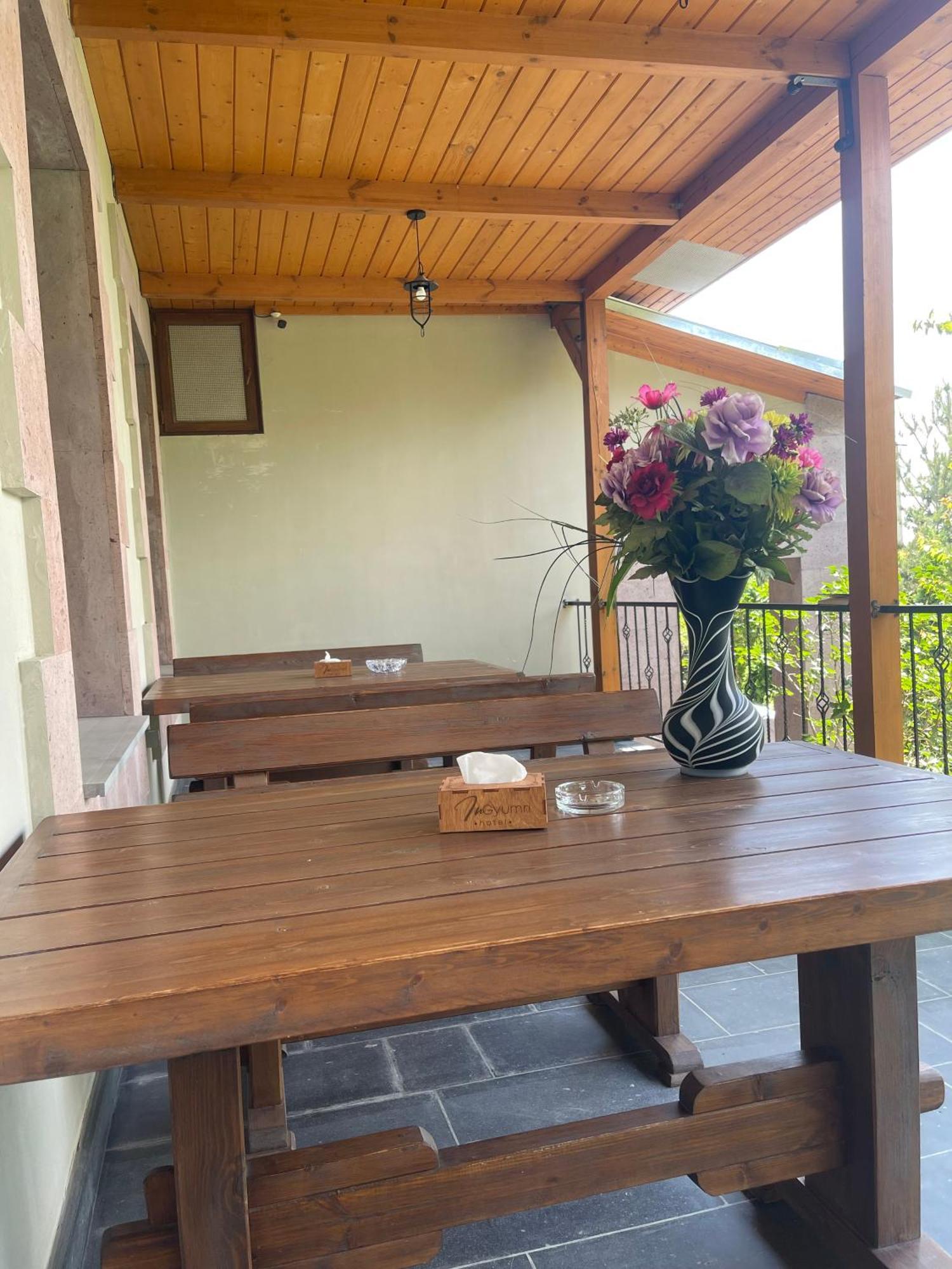 In Gyumri Hotel Exterior foto