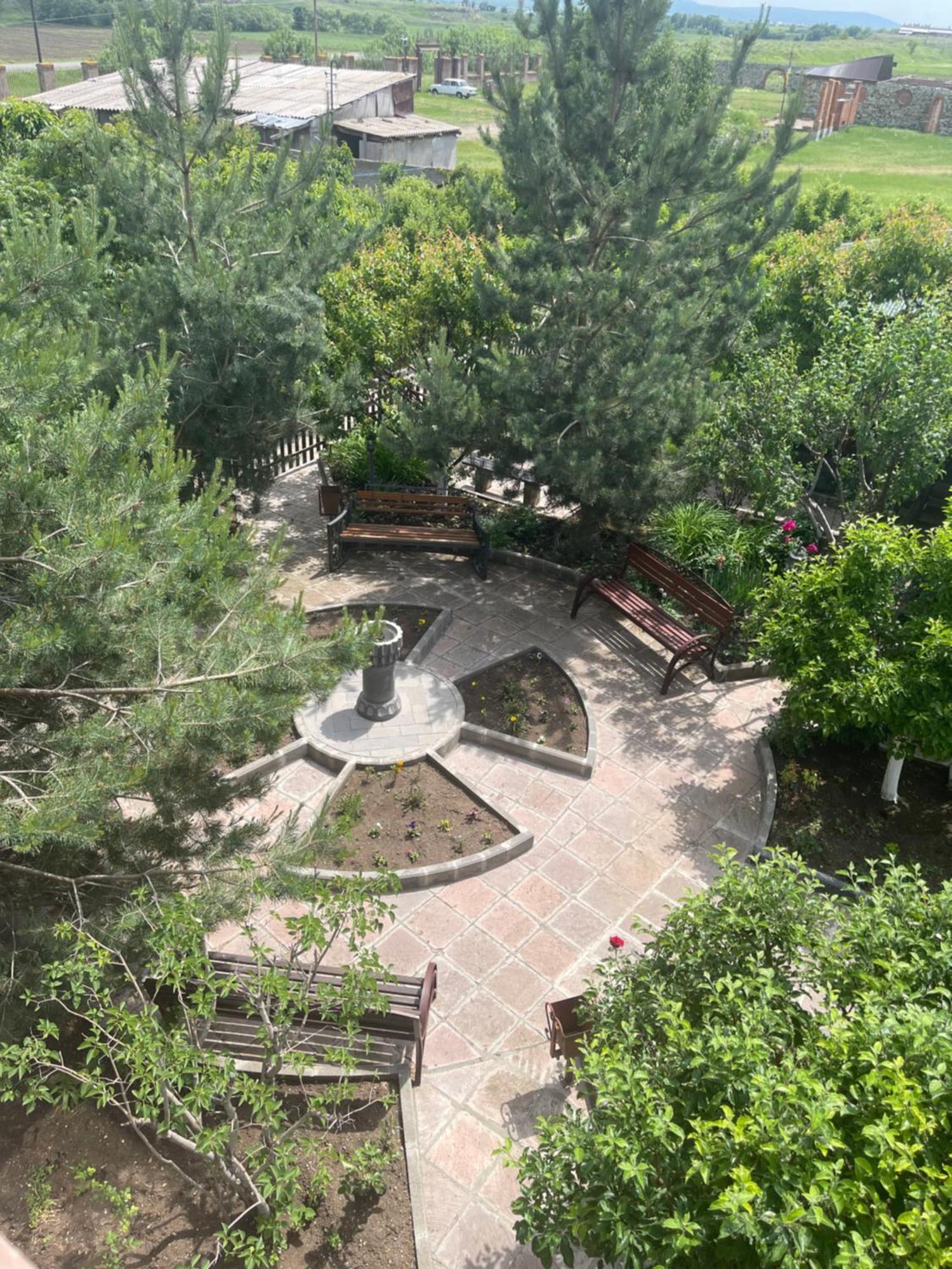In Gyumri Hotel Exterior foto